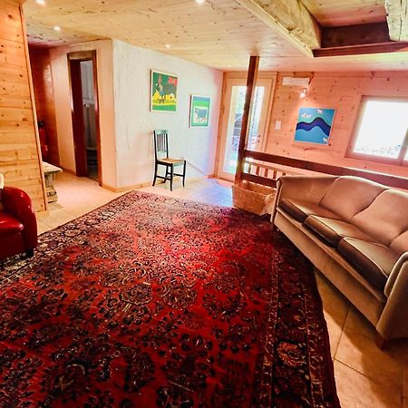 Aparthotel Mountain River Resort Val d'Illiez Bagian luar foto
