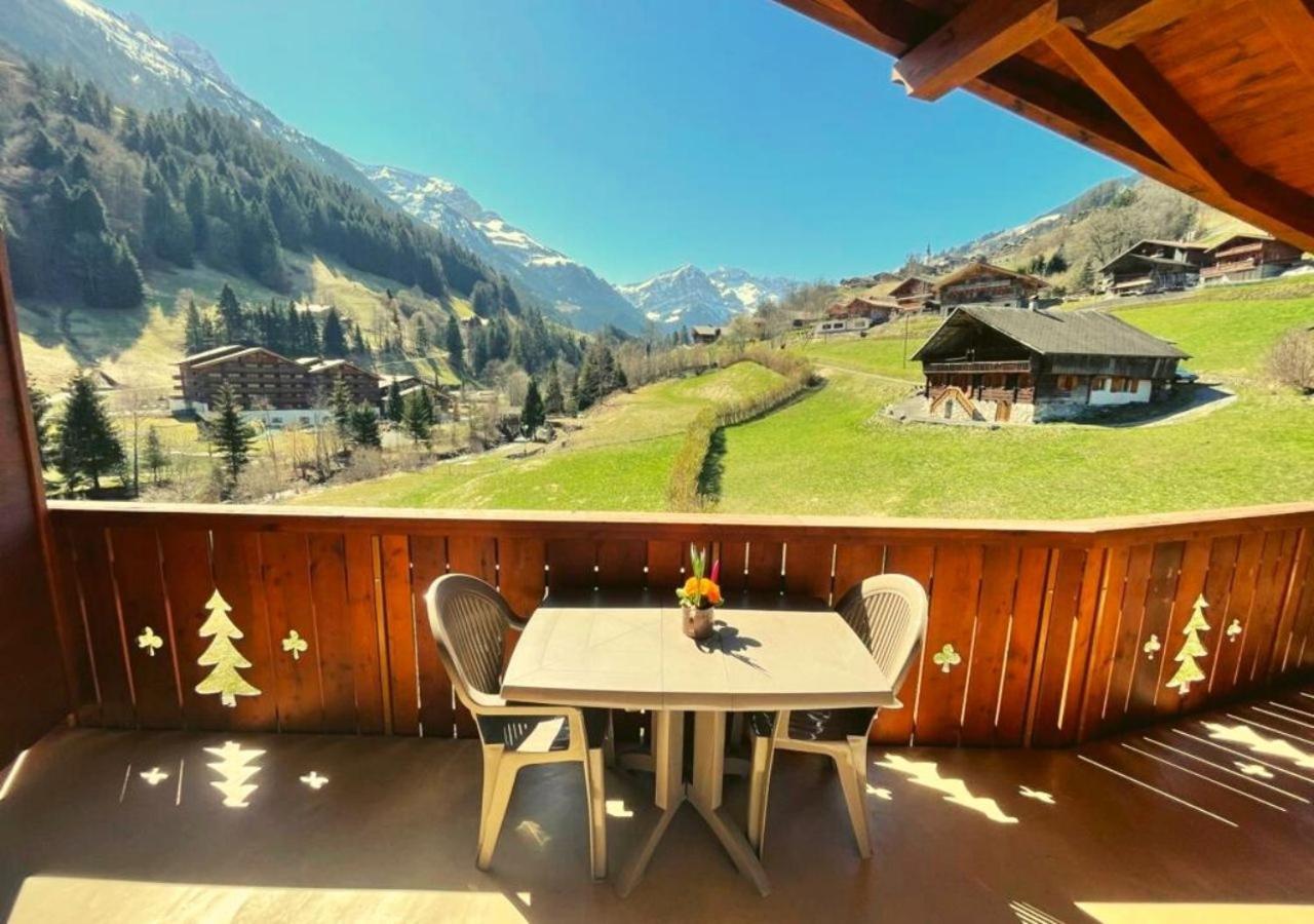 Aparthotel Mountain River Resort Val d'Illiez Bagian luar foto