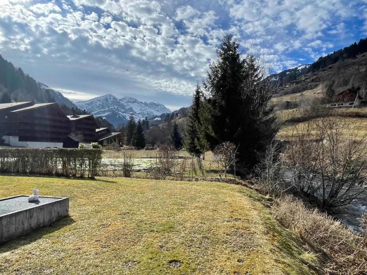 Aparthotel Mountain River Resort Val d'Illiez Bagian luar foto