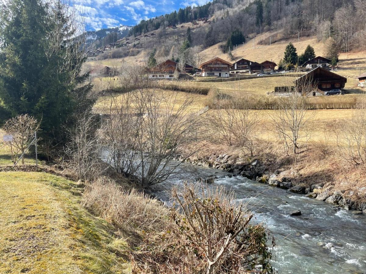 Aparthotel Mountain River Resort Val d'Illiez Bagian luar foto
