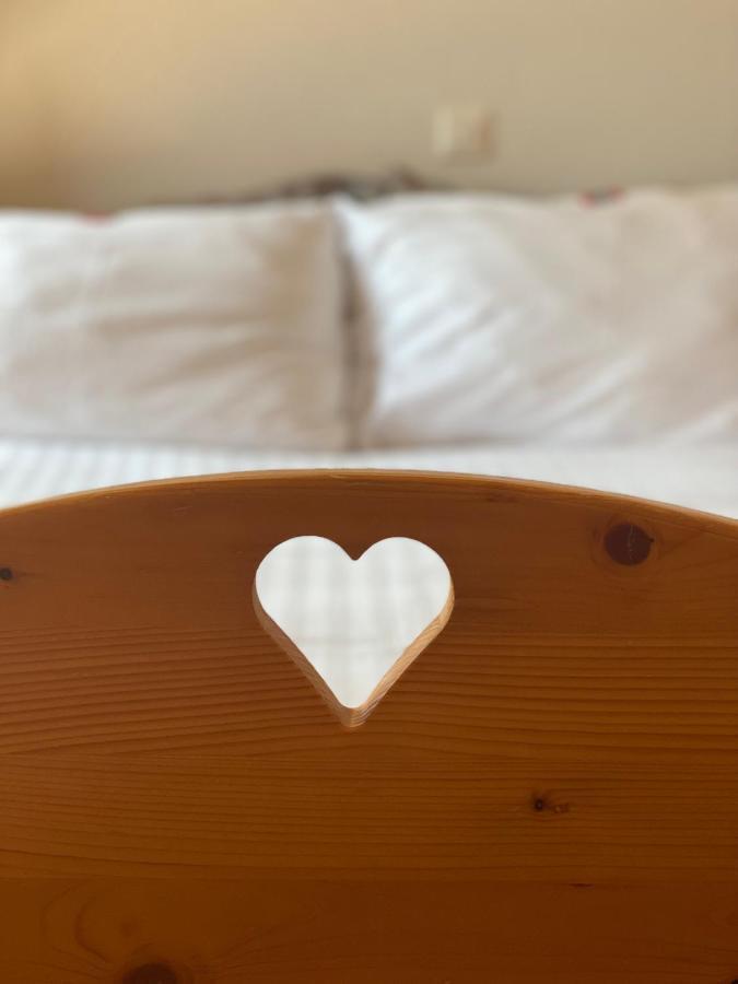 Aparthotel Mountain River Resort Val d'Illiez Bagian luar foto