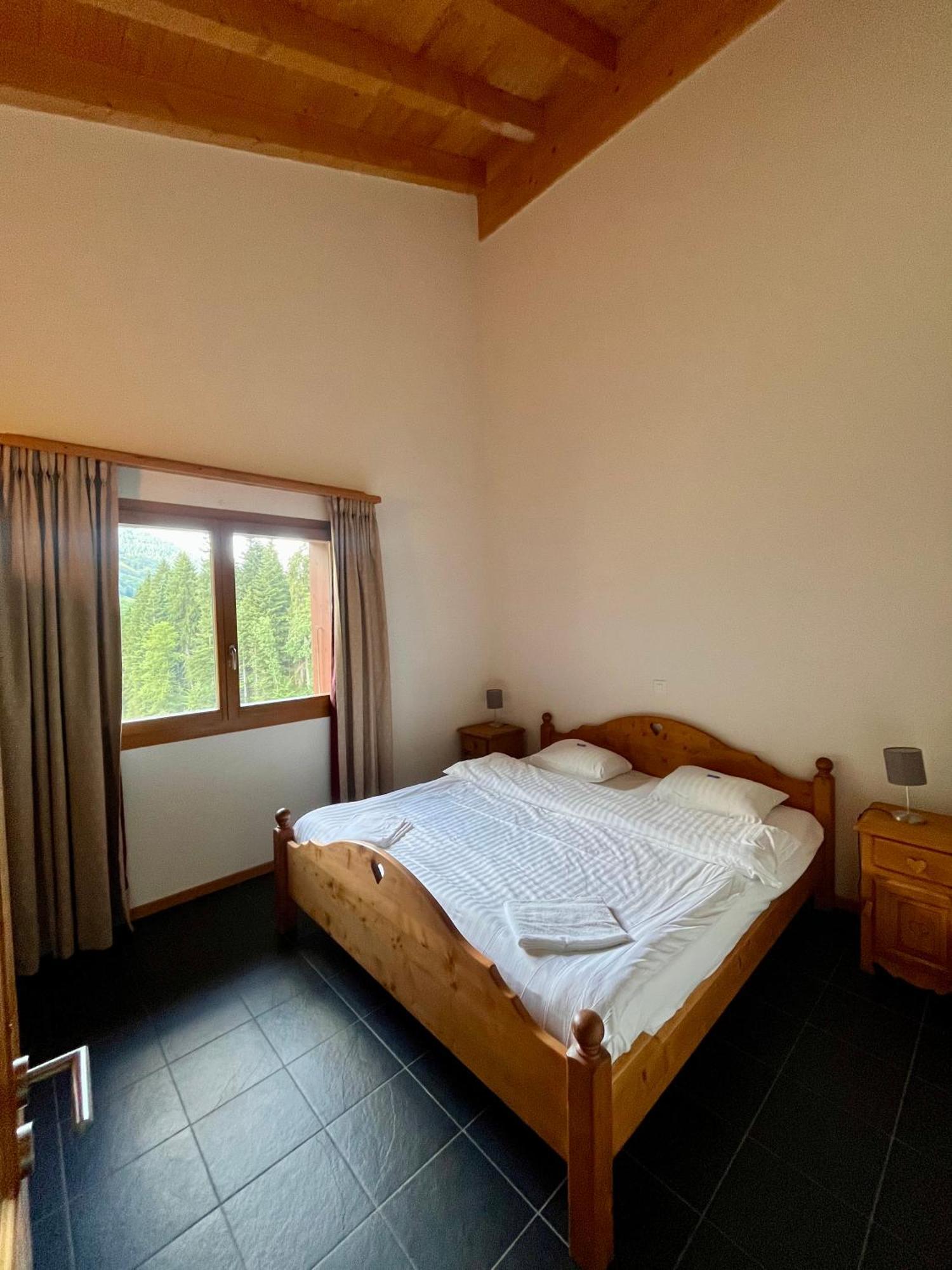 Aparthotel Mountain River Resort Val d'Illiez Bagian luar foto