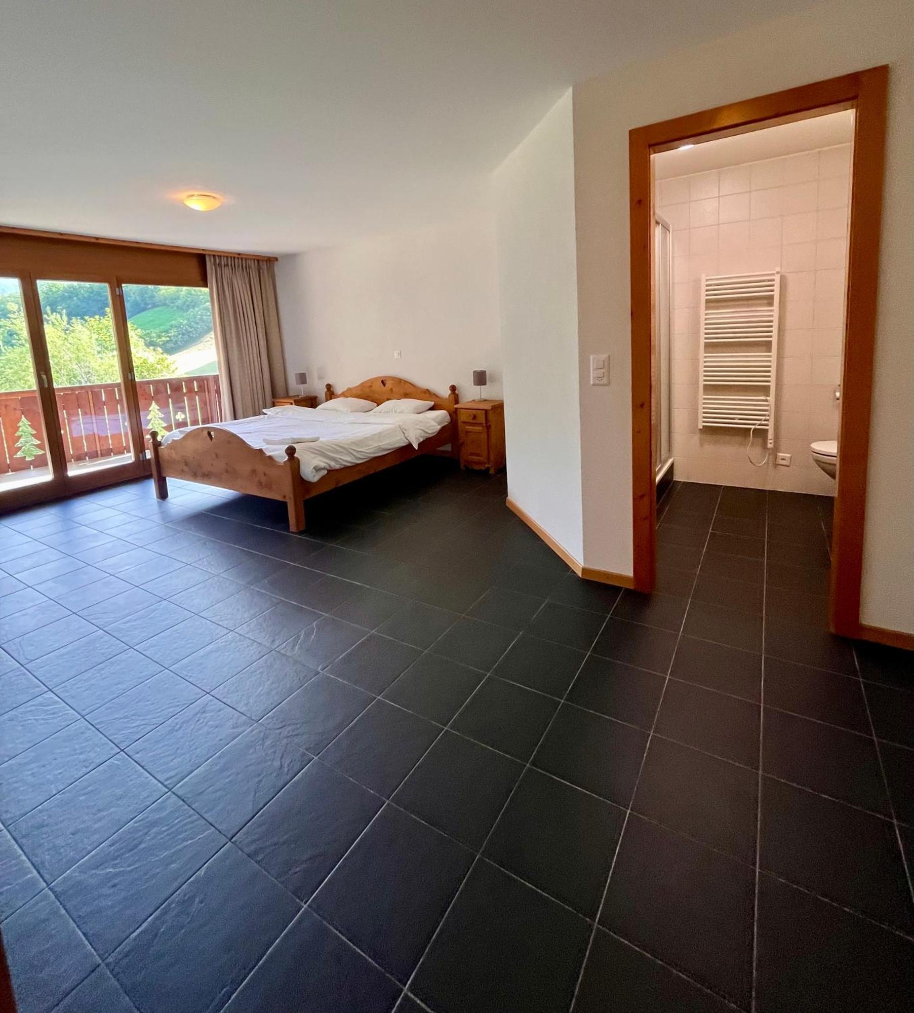 Aparthotel Mountain River Resort Val d'Illiez Bagian luar foto