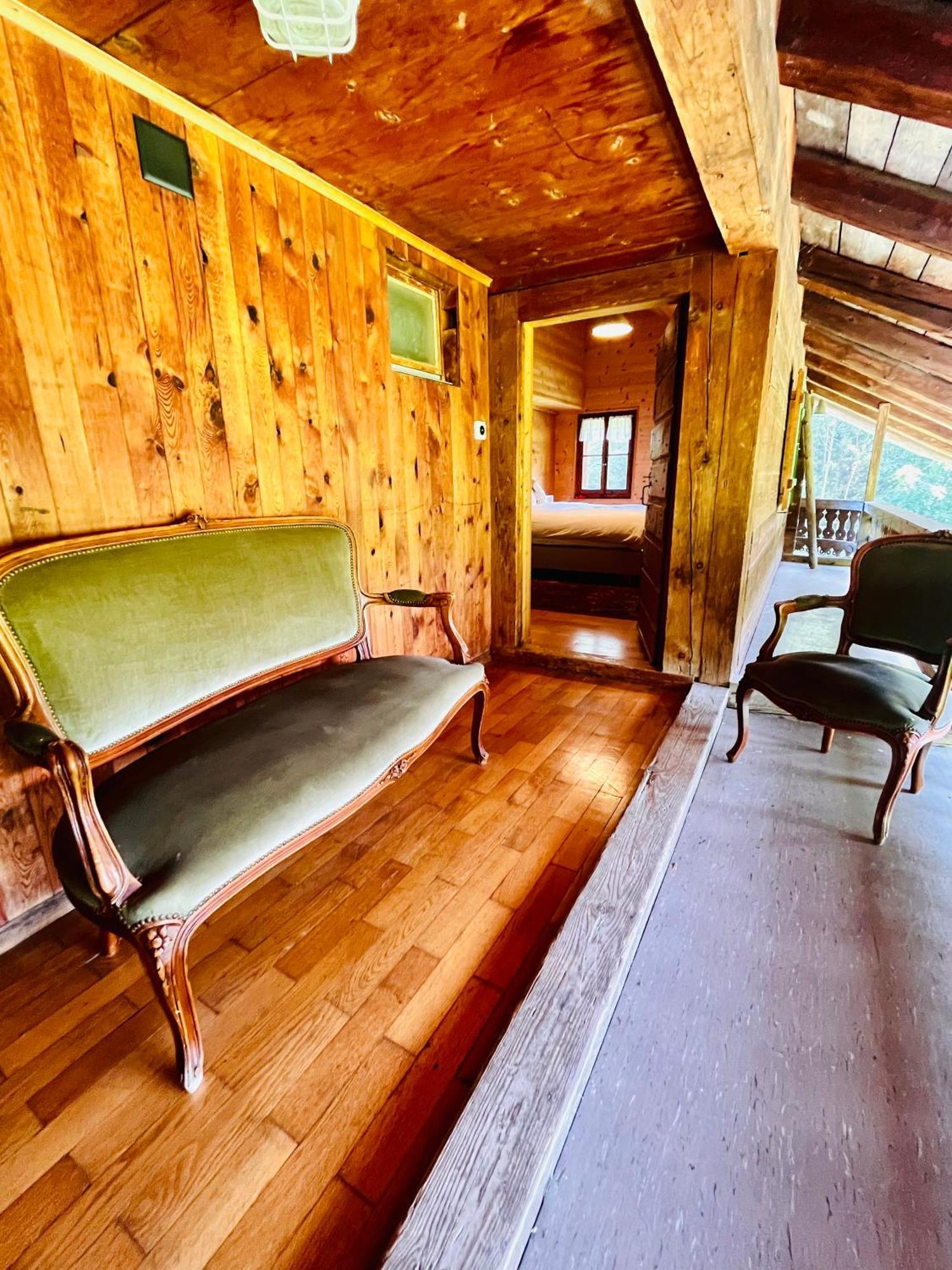 Aparthotel Mountain River Resort Val d'Illiez Bagian luar foto